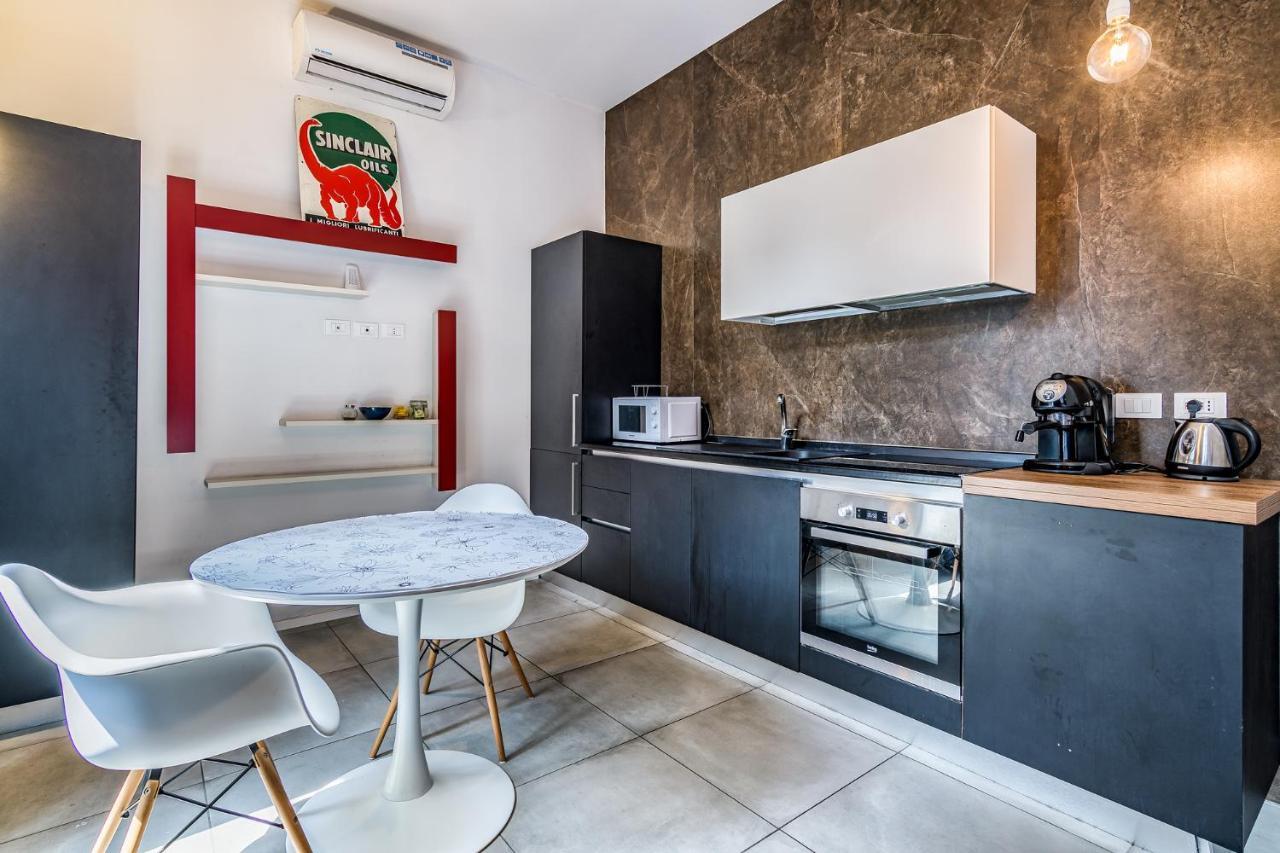 Studio Stazione Centrale Milan Exterior photo